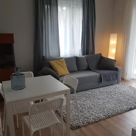 Apartment Jasinskiego Z Ogrodem *