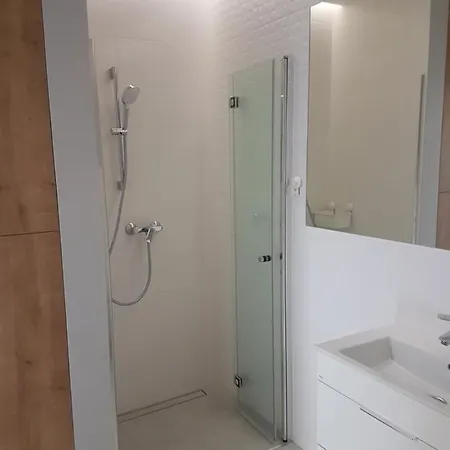 Jasinskiego Z Ogrodem Apartment Piaseczno (Masovia)